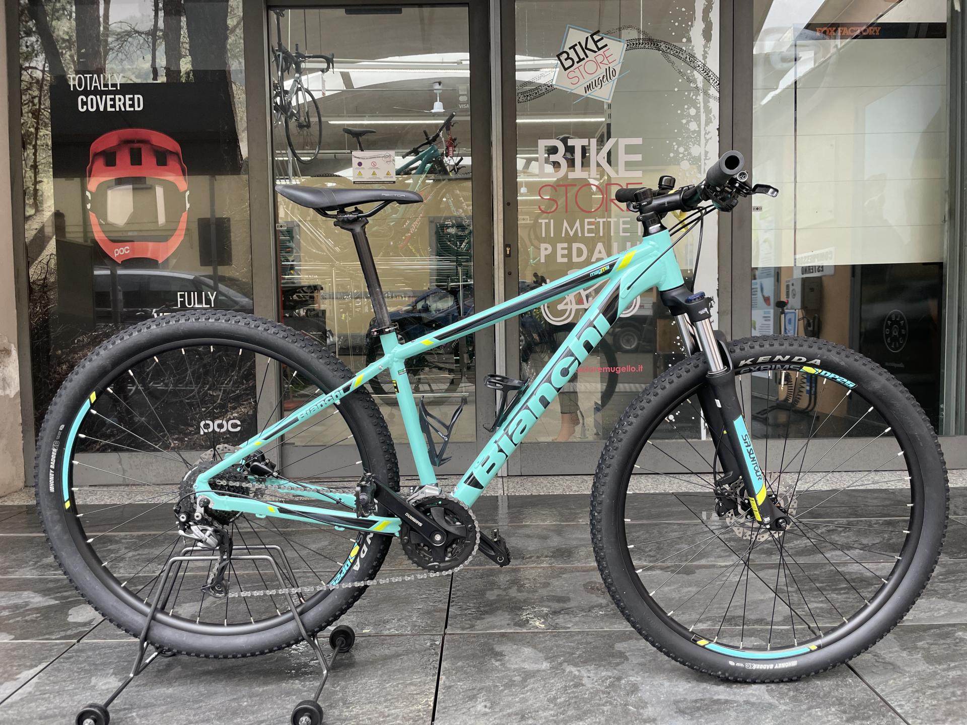 Usato - Bianchi Magma 