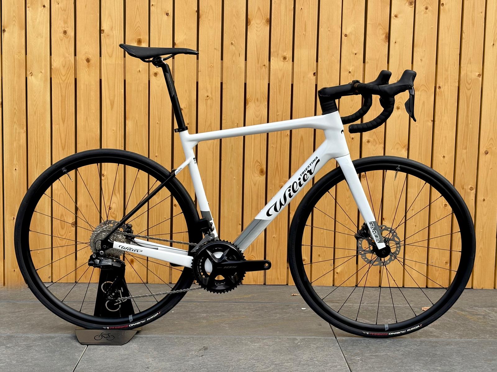 Wilier Garda White, Black - Glossy